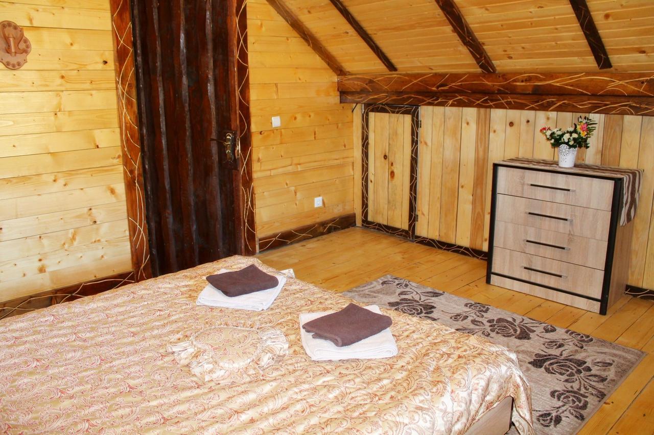 Szlachta Cottage Bukovel Exterior photo